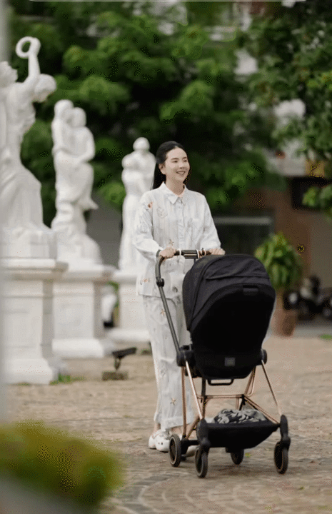 Đi thăm bé Panda, mẹ bỉm Ngô Mai Phương hé lộ một góc biệt thự xa hoa nhà chồng Mai Ngọc- Ảnh 6. Đi thăm bé Panda, mẹ bỉm Ngô Mai Phương hé lộ một góc biệt thự xa hoa nhà chồng Mai Ngọc- Ảnh 6.