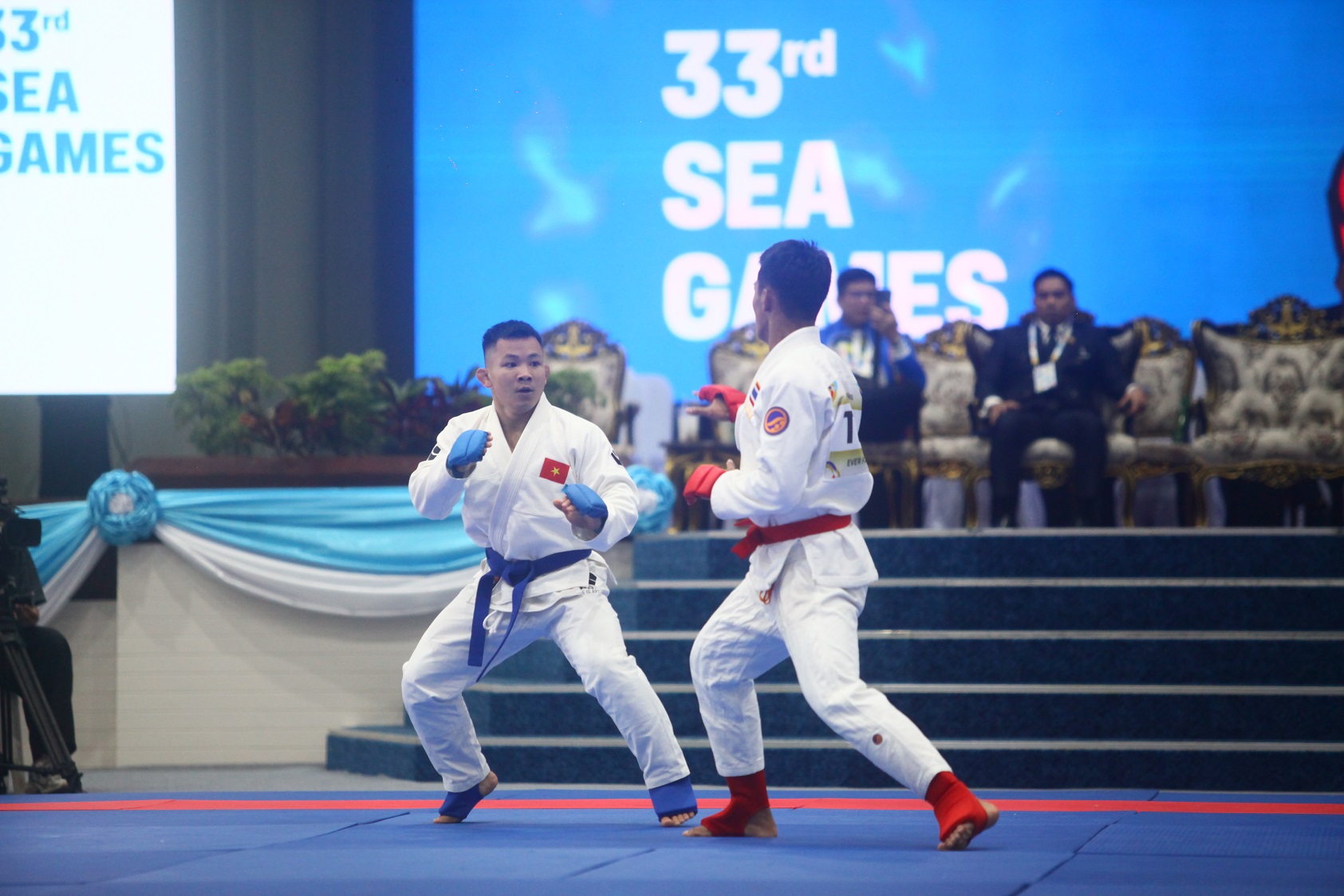 Bị chủ nhà Thái Lan gây bất lợi, nhà vô địch thế giới của Việt Nam thua ngay trận đầu SEA Games - Ảnh 1. Bị chủ nhà Thái Lan gây bất lợi, nhà vô địch thế giới của Việt Nam thua ngay trận đầu SEA Games - Ảnh 1.