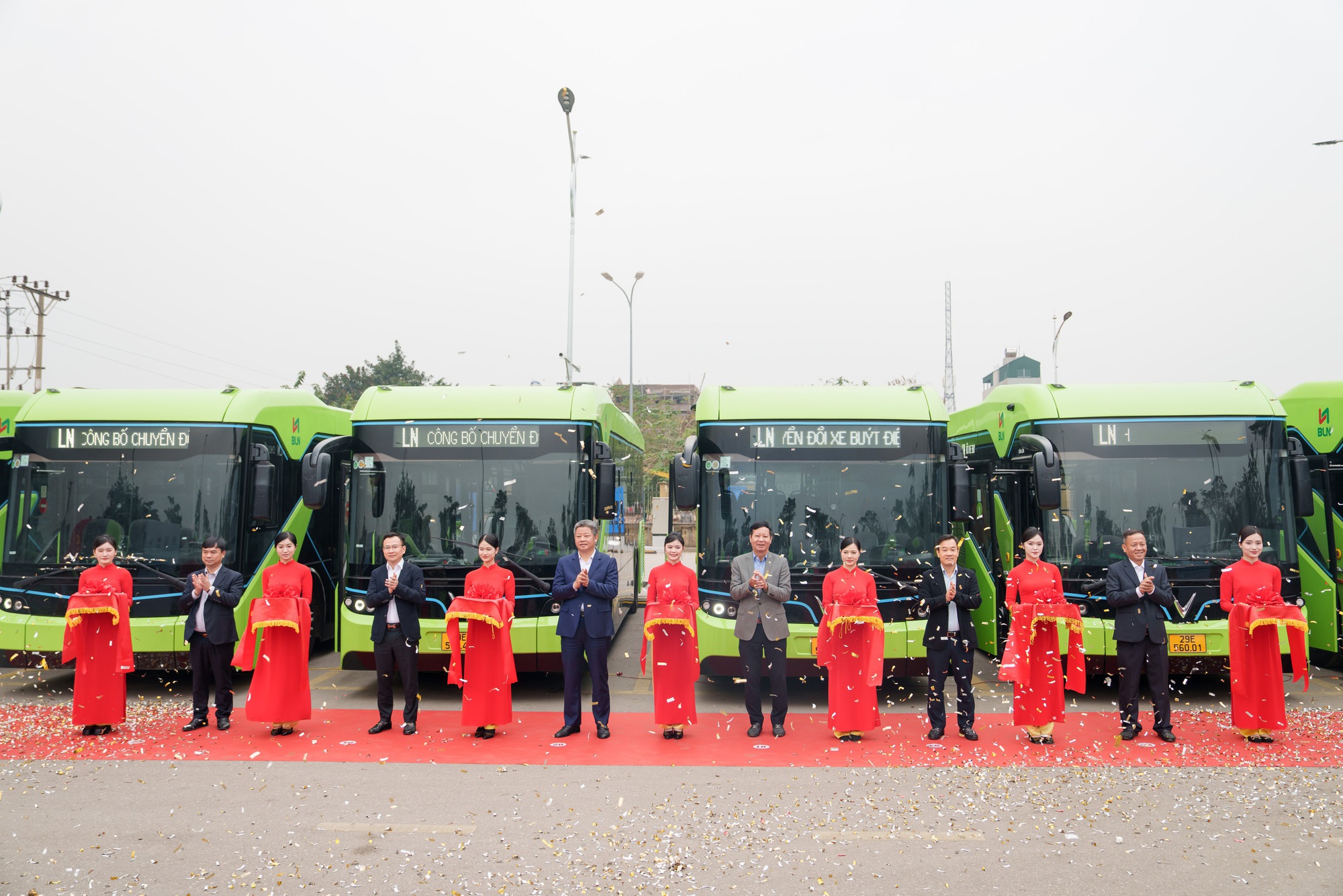 - Ảnh 2. - Ảnh 2.