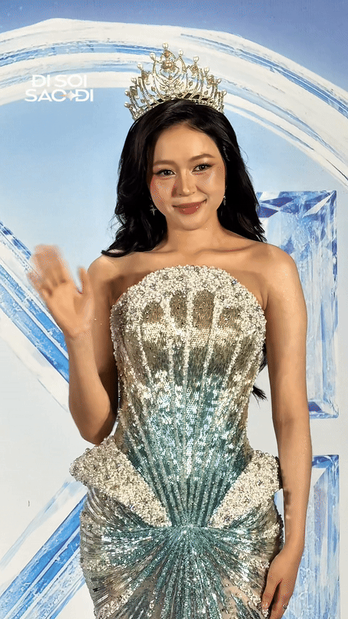 Ý Nhi vượt ải camera thường, Lương Thùy Linh khoe vòng 1 ngồn ngộn hậu bị chê xuống sắc- Ảnh 5. Ý Nhi vượt ải camera thường, Lương Thùy Linh khoe vòng 1 ngồn ngộn hậu bị chê xuống sắc- Ảnh 5.