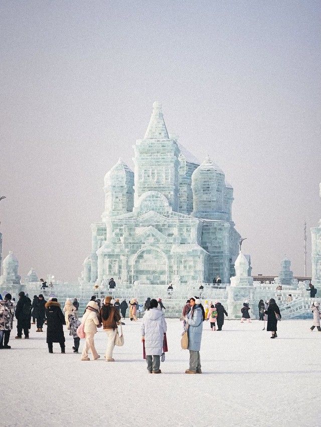 Hot girl Việt cảnh báo khách du lịch Cáp Nhĩ Tân, ra đường bị bỏng đỏ bừng mặt- Ảnh 3.