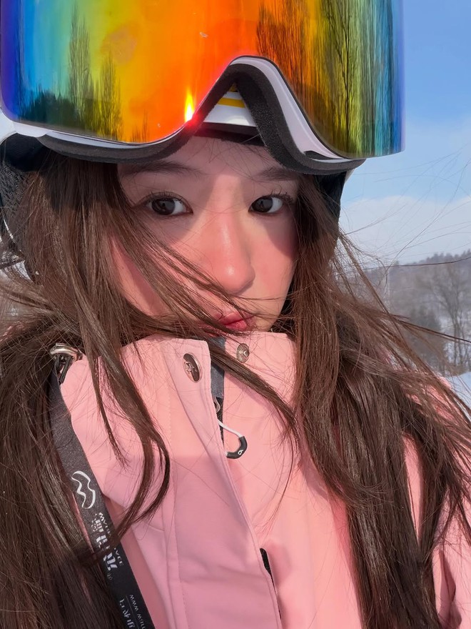 Hot girl Việt cảnh báo khách du lịch Cáp Nhĩ Tân, ra đường bị bỏng đỏ bừng mặt- Ảnh 2.