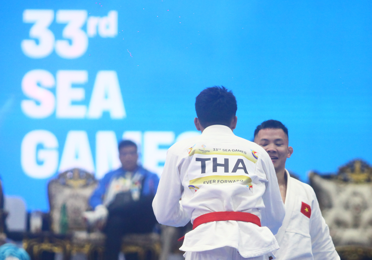 Võ sĩ Việt Nam vô địch thế giới: “Chủ nhà SEA Games cắt hết sở trường của tôi rồi còn đâu” - Ảnh 2. Võ sĩ Việt Nam vô địch thế giới: “Chủ nhà SEA Games cắt hết sở trường của tôi rồi còn đâu” - Ảnh 2.