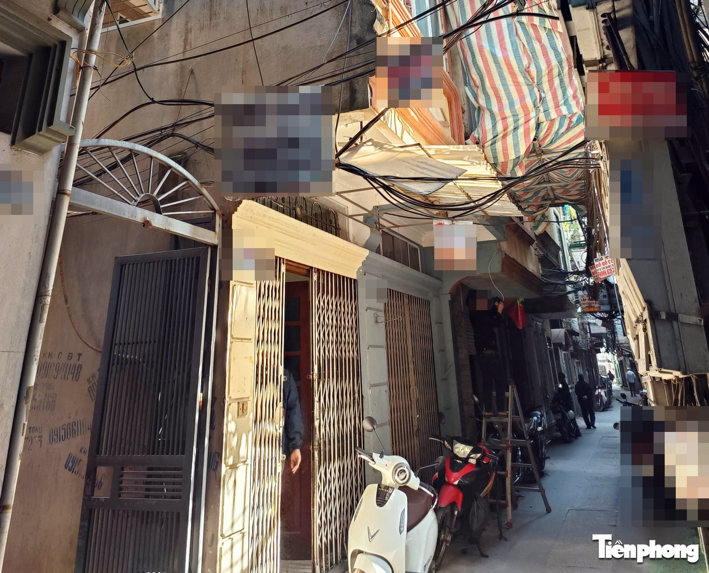 Vụ cảnh sát ném lựu đạn khói , triệt phá đường dây ma túy Fentanyl ở Hà Nội - Ảnh 2.