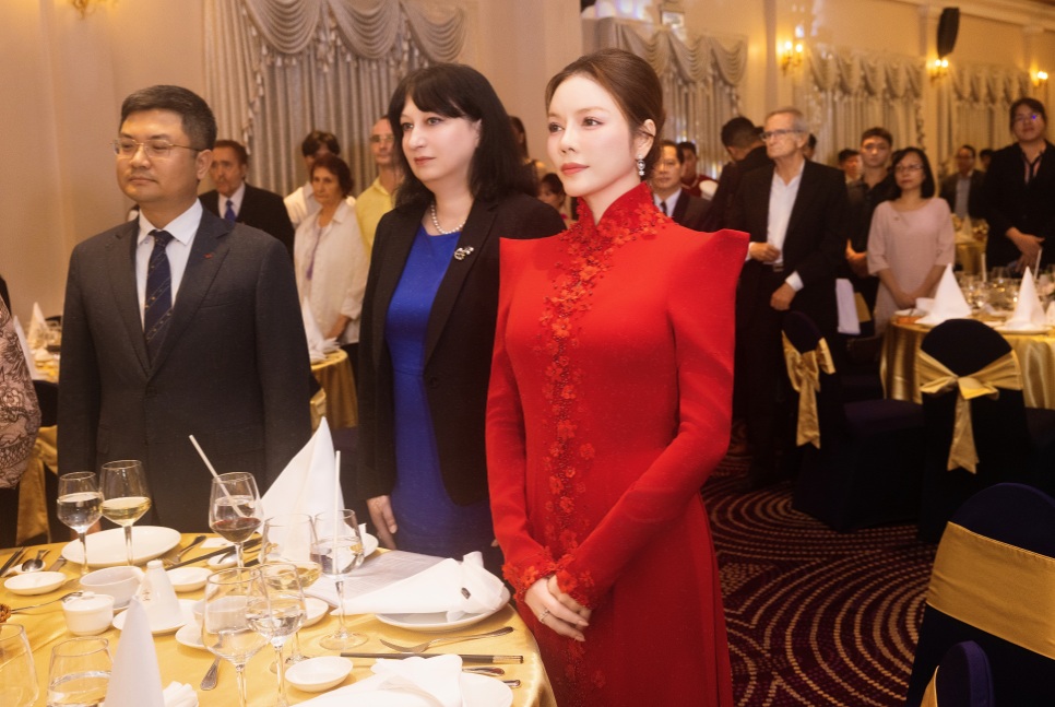 Lý Nhã Kỳ phát biểu tại sự kiện quan trọng Việt Nam – Romania- Ảnh 2.