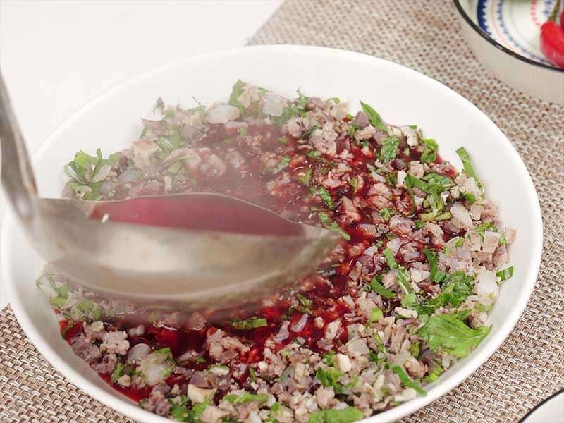 Từng bị coi là "thảm họa ẩm thực", một món ăn Việt bất ngờ lội ngược dòng lọt top 50 ngon nhất thế giới - Ảnh 2.