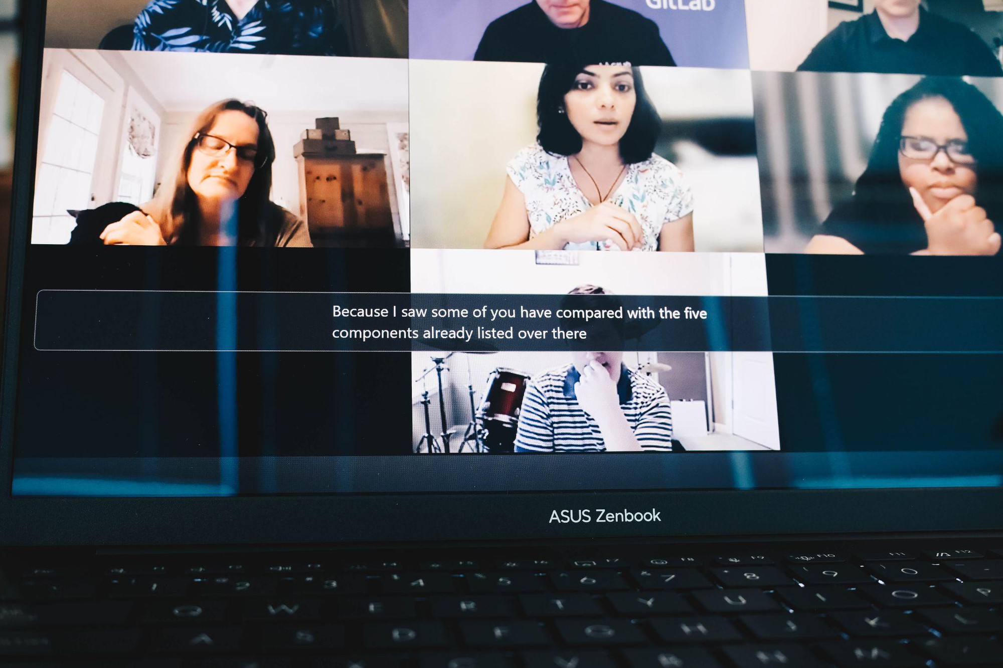 Sau siêu chu kỳ Covid-19, người dùng laptop đang có lý do mới để nâng cấp - Ảnh 1. Sau siêu chu kỳ Covid-19, người dùng laptop đang có lý do mới để nâng cấp - Ảnh 1.