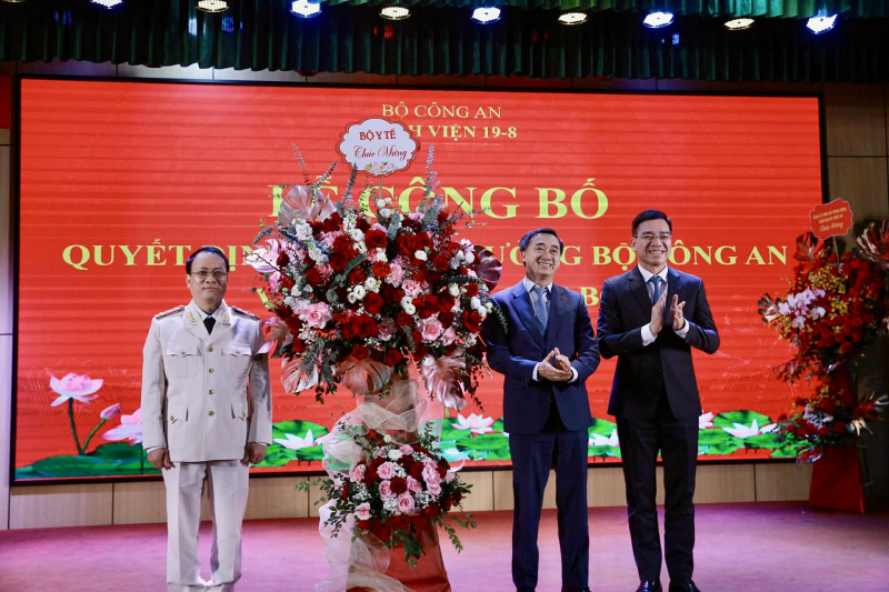 PGS Nguyễn Tiến Quang làm Giám đốc Bệnh viện 19-8 - Ảnh 2.