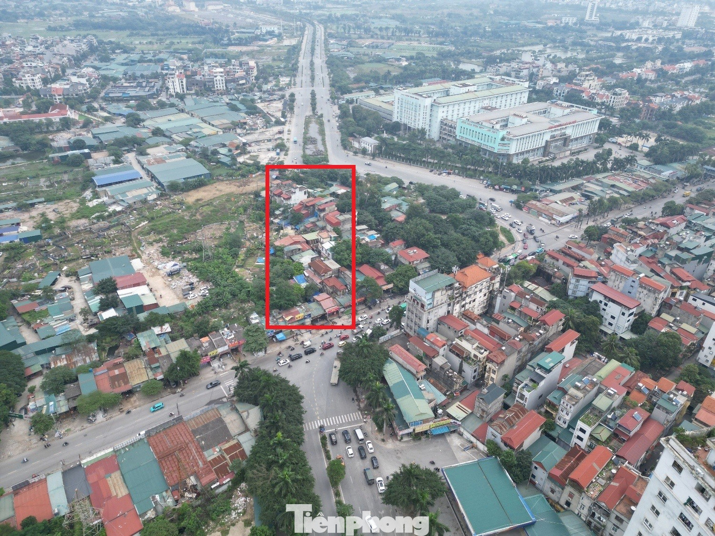 Cơ quan chức năng phản hồi về giải phóng mặt bằng Hà Nội tại nút giao ' dị dạng ' - Ảnh 1.