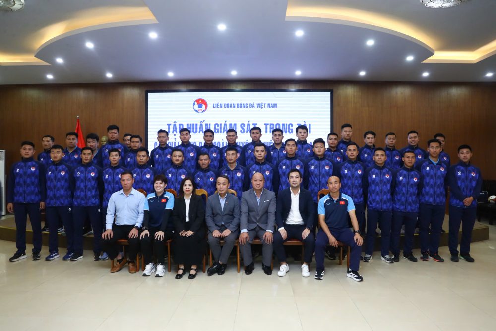 Khai mạc tập huấn giám sát, trọng tài các giải ngoài chuyên nghiệp quốc gia năm 2026 - Ảnh 10.