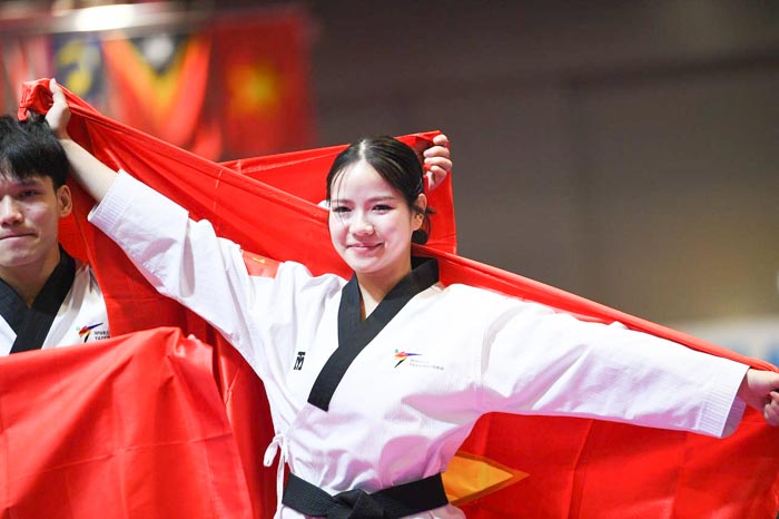 Phỏng vấn nhanh hot girl Taekwondo gi&agrave;nh 2 huy chương về cho Việt Nam: Đ&atilde; giỏi c&ograve;n xinh, phụ nữ Việt m&atilde;i đỉnh!- Ảnh 2.
