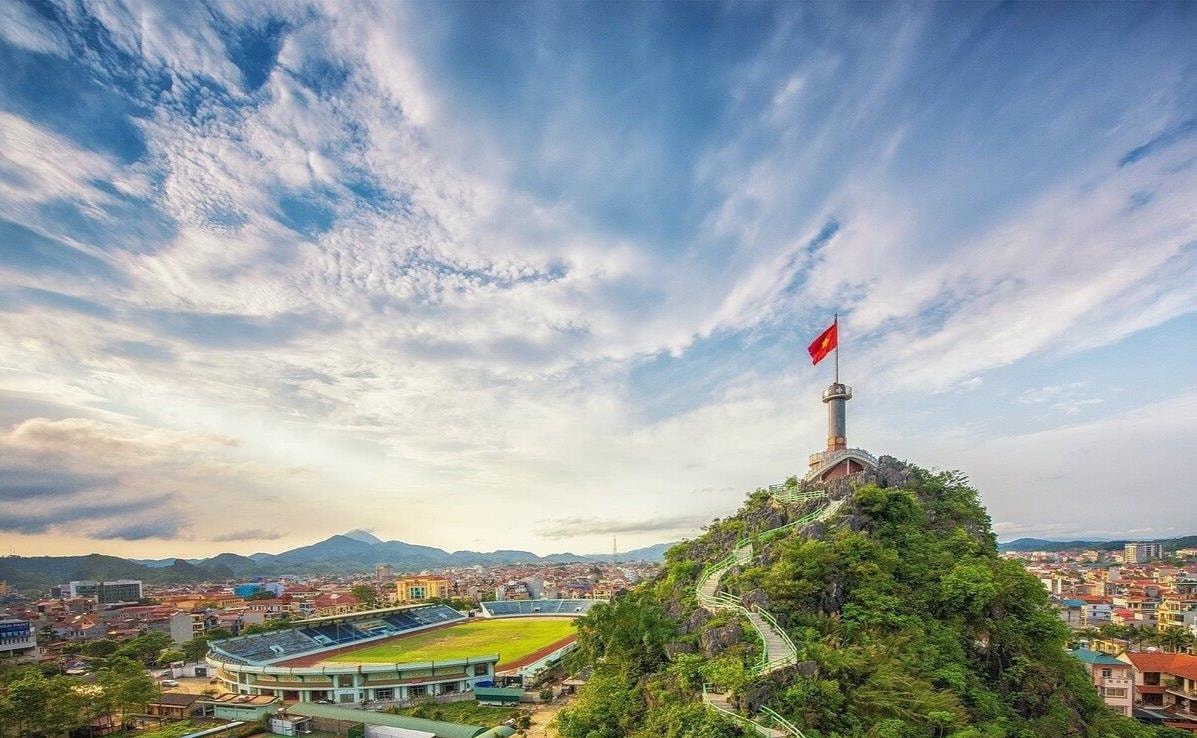 Các siêu dự án hạ tầng điện, giao thông, công nghệ chiến lược sắp được ưu đãi cho vay lên tới nửa triệu tỷ đồng - Ảnh 3.