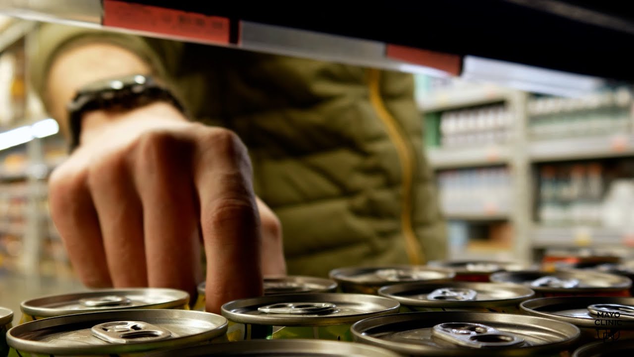 Người đàn ông 54 tuổi bất ngờ đột quỵ, huyết áp cao ngất, bác sĩ hốt hoảng nói: “Dừng uống thứ đó ngay!” - Ảnh 2. Người đàn ông 54 tuổi bất ngờ đột quỵ, huyết áp cao ngất, bác sĩ hốt hoảng nói: “Dừng uống thứ đó ngay!” - Ảnh 2.