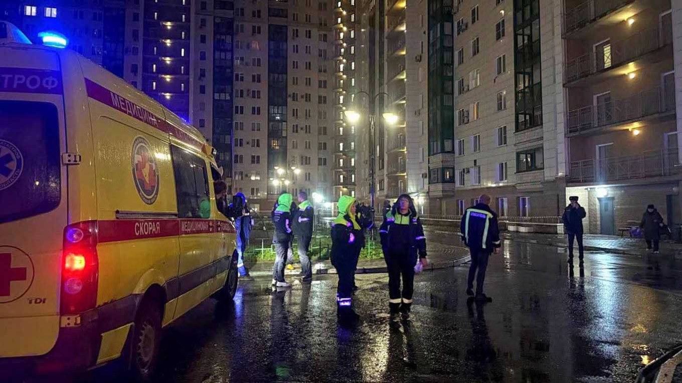 Ukraine “dội mưa” UAV vào Moscow, nhắm vào “hạm đội bóng tối” Nga - Ảnh 1. Ukraine “dội mưa” UAV vào Moscow, nhắm vào “hạm đội bóng tối” Nga - Ảnh 1.