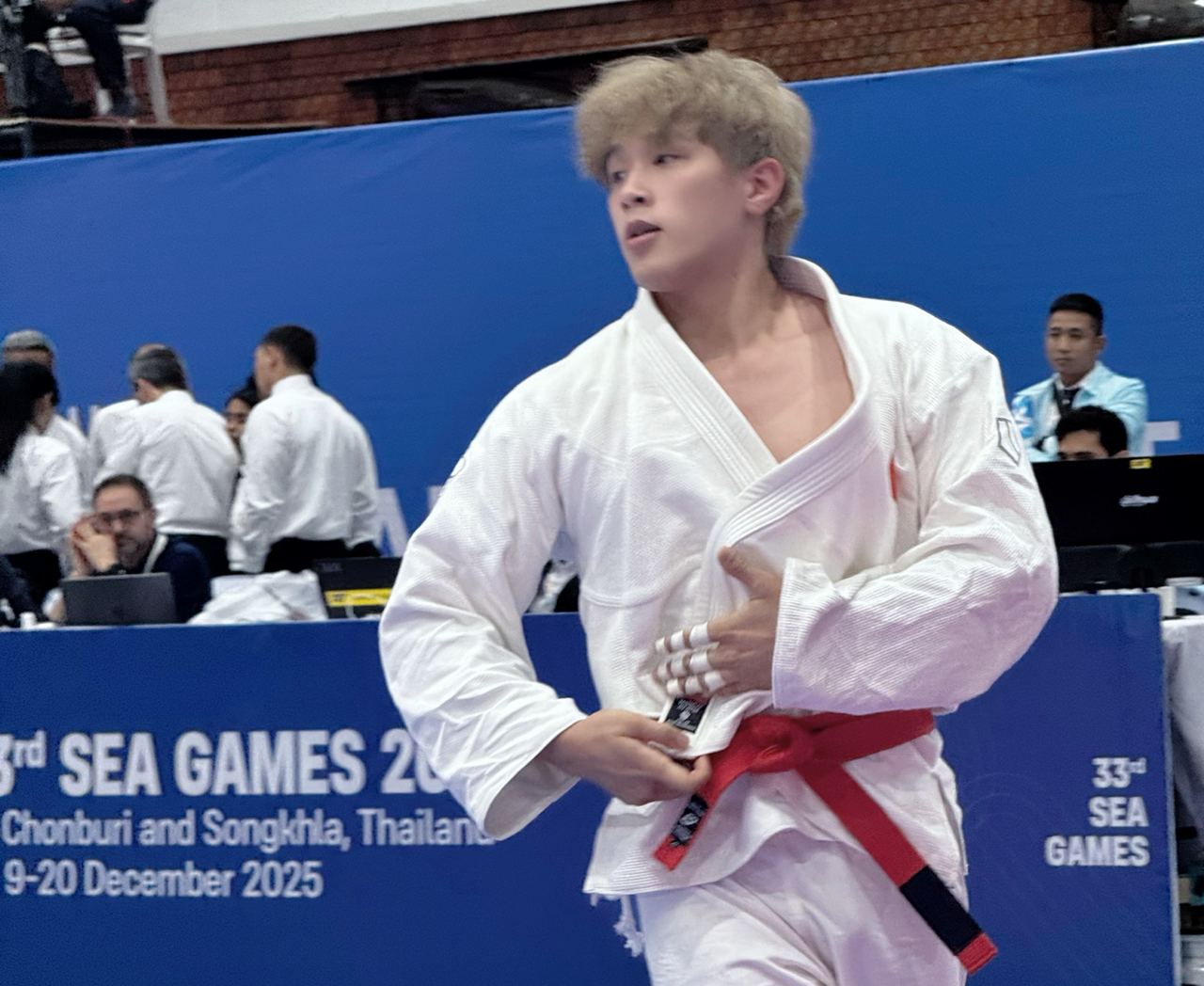 Cận cảnh visual cực phẩm của võ sĩ Việt Nam tại SEA Games, chiều cao 1m83 lý tưởng, nhìn body mới choáng- Ảnh 5.