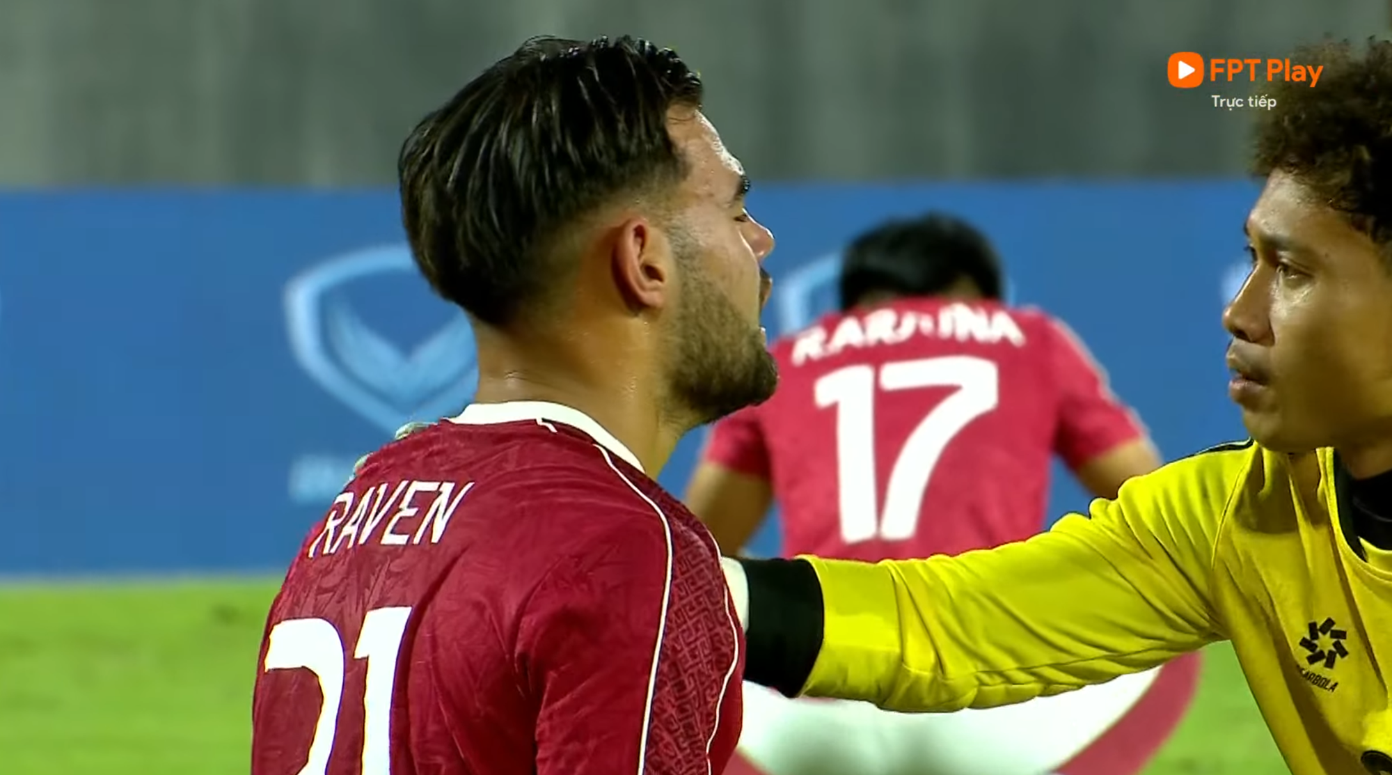 11 1765546377794 1765546378158916660255