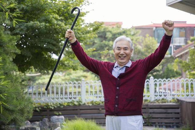 Tuổi 69 và bí quyết sống khỏe đến 90 tuổi với 5 việc đơn giản - Ảnh 2. Tuổi 69 và bí quyết sống khỏe đến 90 tuổi với 5 việc đơn giản - Ảnh 2.