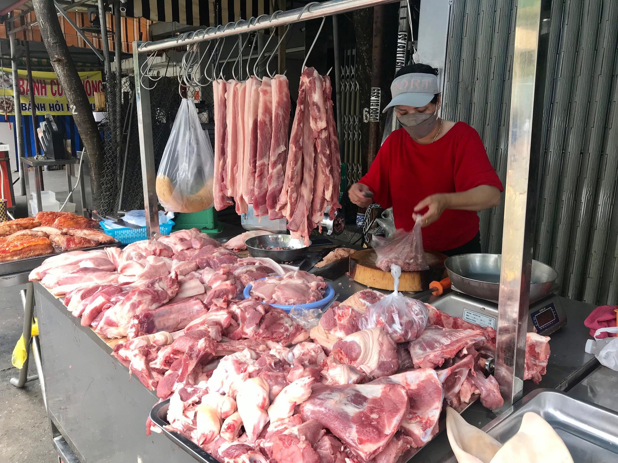 Tiểu Thương Tiết Lộ 6 Khung Giờ Đi Chợ Mua Đồ Rẻ Mà Vẫn Tươi Ngon- Ảnh 2. Tiểu Thương Tiết Lộ 6 Khung Giờ Đi Chợ Mua Đồ Rẻ Mà Vẫn Tươi Ngon- Ảnh 2.