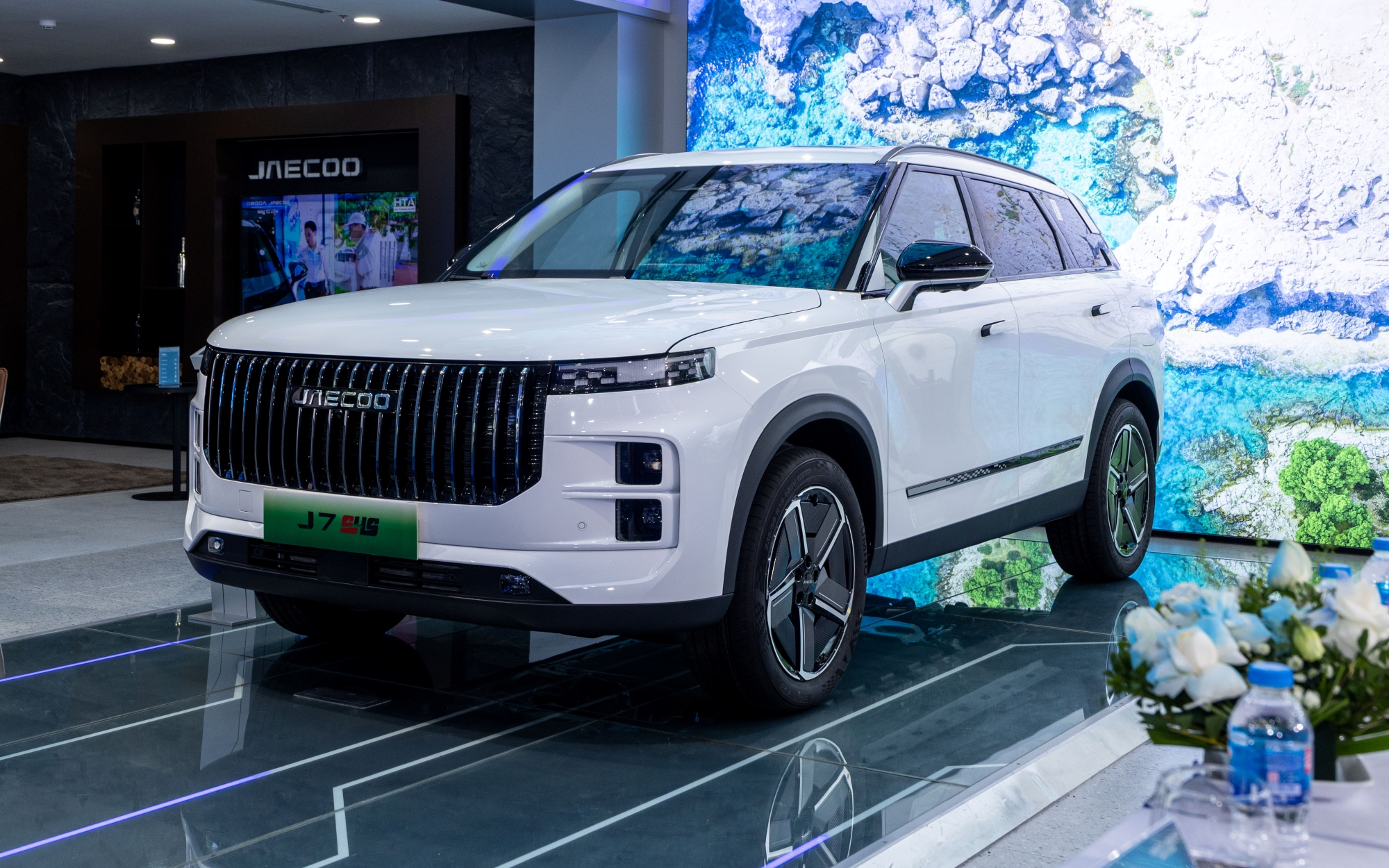 23 xe hybrid ra mắt Việt Nam 2025: Riêng 1 mẫu lắp cả MHEV, PHEV, nhiều chiếc đi cả trăm km không cần xăng- Ảnh 7.