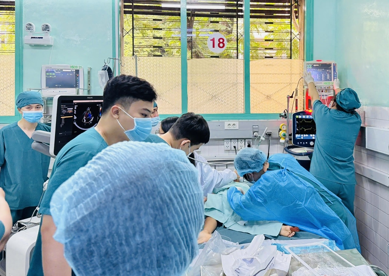 Căn Bệnh Gây Tử Vong Sau Vài Giờ Với Triệu Chứng Mệt, Khó Thở Ở Trẻ Nếu Không Xử Trí Kịp Căn Bệnh Gây Tử Vong Sau Vài Giờ Với Triệu Chứng Mệt, Khó Thở Ở Trẻ Nếu Không Xử Trí Kịp - Ảnh 1.