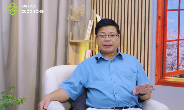 Người đàn ông Hà Nội 3 lần làm cha nhưng chỉ có 1 con ruột: Hé lộ quá khứ dữ dội của Người đàn ông Hà Nội 3 lần làm cha nhưng chỉ có 1 con ruột: Hé lộ quá khứ dữ dội của