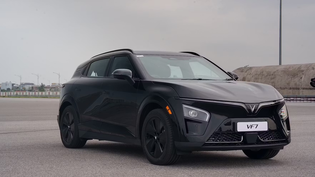 VinFast vượt mặt Tesla ở thị trường đông dân nhất thế giới: Đó là gì? - Ảnh 1.