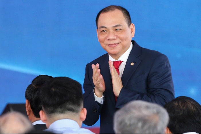 Chỉ 7 ng&agrave;y nữa, Vingroup của tỷ ph&uacute; Phạm Nhật Vượng ch&iacute;nh thức "bấm n&uacute;t" k&iacute;ch hoạt kỷ lục hơn 340.000 tỷ đồng chỉ trong một ng&agrave;y - Ảnh 1.