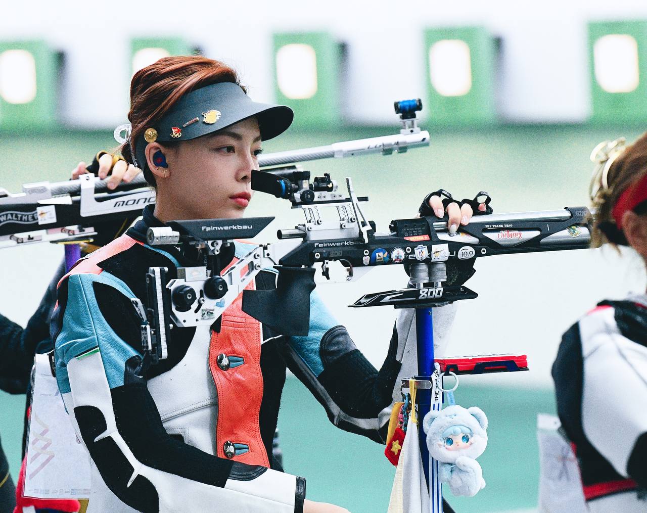 Ngẩn ngơ visual nữ xạ thủ Phí Thanh Thảo, xinh không góc chết, ngầu đét phá kỷ lục SEA Games- Ảnh 6. Ngẩn ngơ visual nữ xạ thủ Phí Thanh Thảo, xinh không góc chết, ngầu đét phá kỷ lục SEA Games- Ảnh 6.