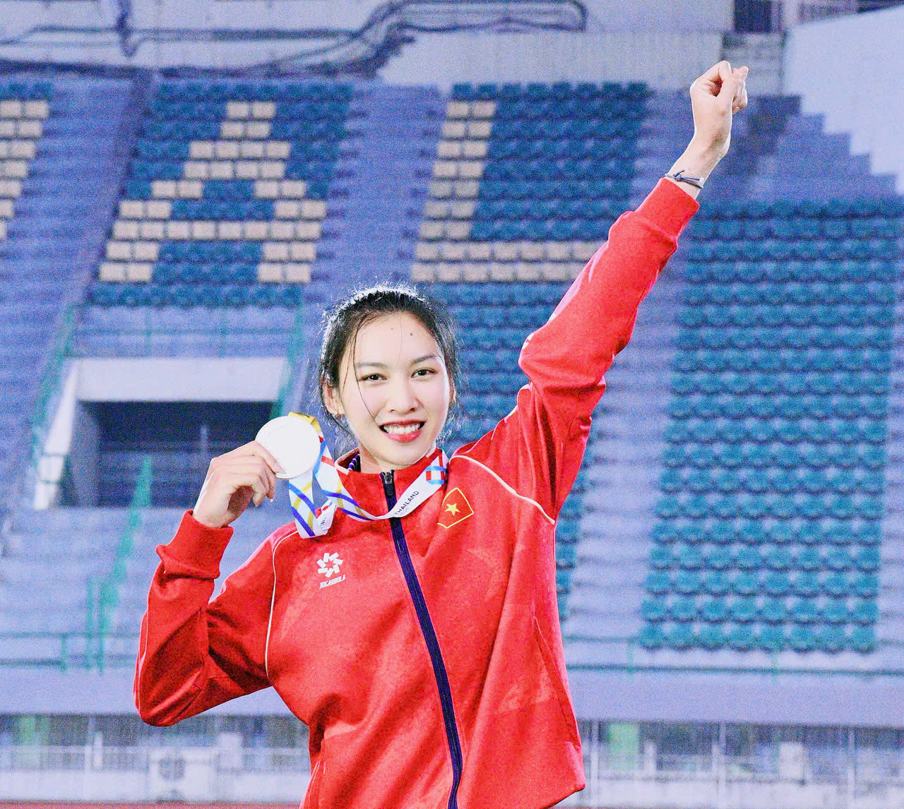 Phỏng vấn "nữ thần" Việt Nam 2k5 lần đầu dự SEA Games đã phá kỉ lục tồn tại suốt 15 năm, còn cực xinh đẹp - Ảnh 4. Phỏng vấn "nữ thần" Việt Nam 2k5 lần đầu dự SEA Games đã phá kỉ lục tồn tại suốt 15 năm, còn cực xinh đẹp - Ảnh 4.