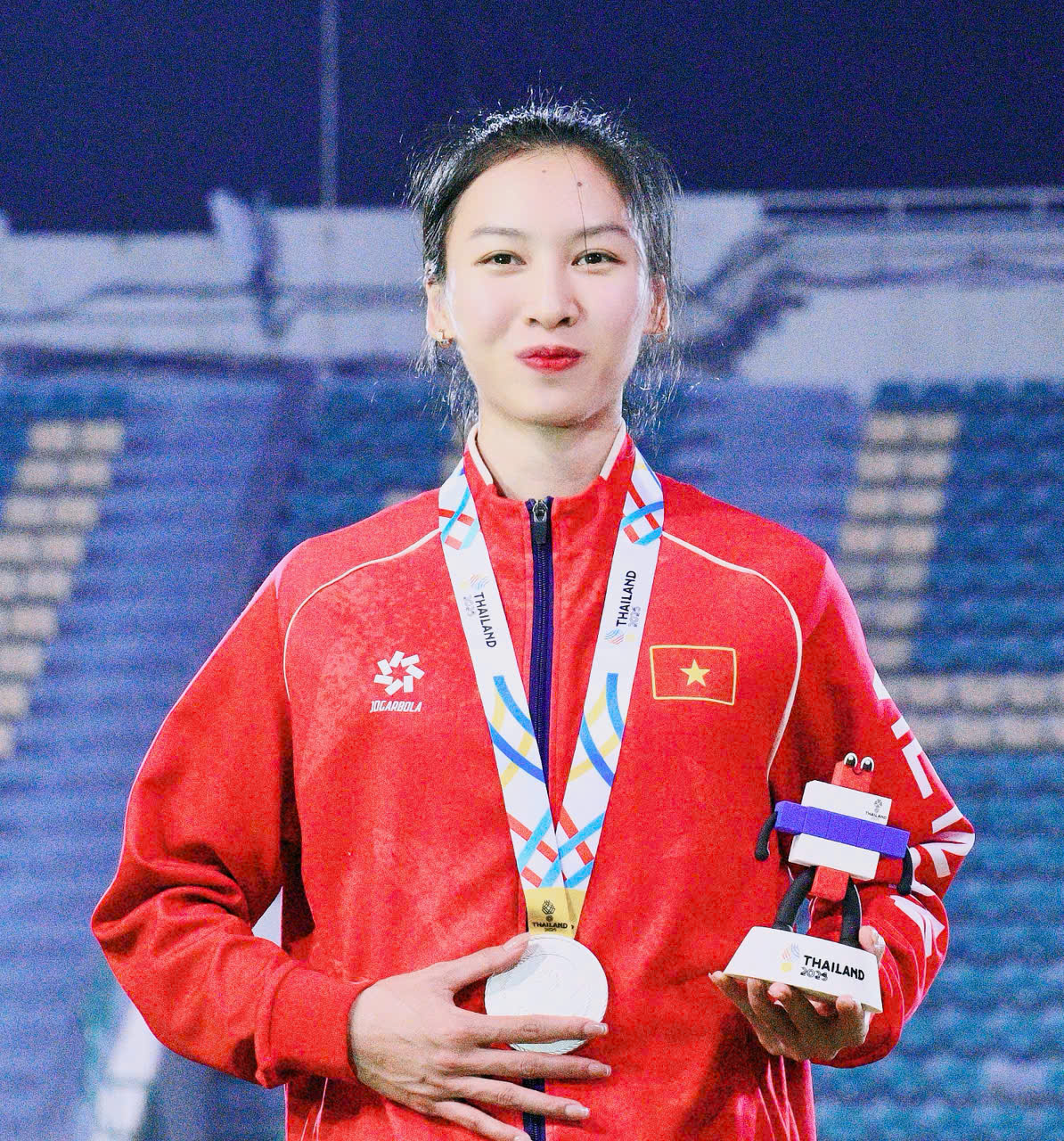 Phỏng vấn "nữ thần" Việt Nam 2k5 lần đầu dự SEA Games đã phá kỉ lục tồn tại suốt 15 năm, còn cực xinh đẹp - Ảnh 3. Phỏng vấn "nữ thần" Việt Nam 2k5 lần đầu dự SEA Games đã phá kỉ lục tồn tại suốt 15 năm, còn cực xinh đẹp - Ảnh 3.