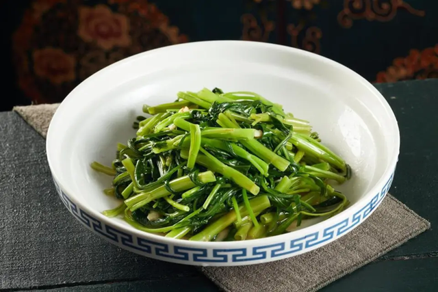 10 loại rau dễ ngậm thuốc trừ sâu nhất chợ, chọn mua nhớ chú ý 4 điểm này- Ảnh 4.