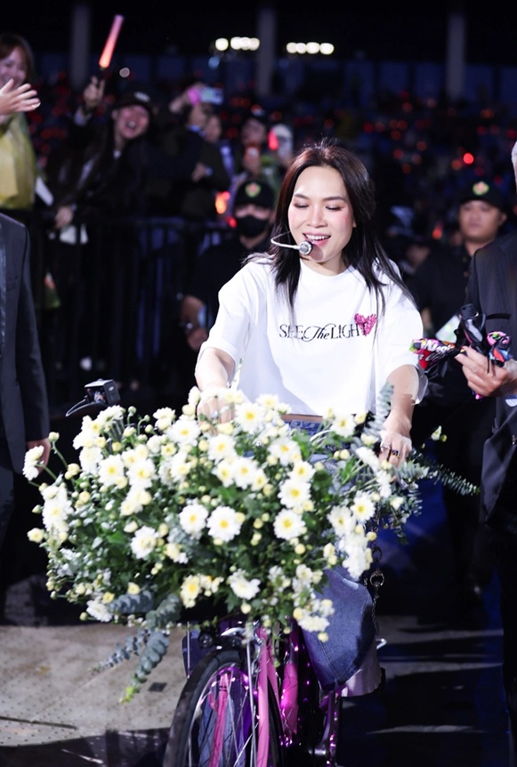 - Ảnh 10. - Ảnh 10.