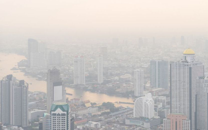 Infographic: Dấu hiệu sức khỏe nguy hiểm khi m&ocirc;i trường &ocirc; nhiễm - Ảnh 1.