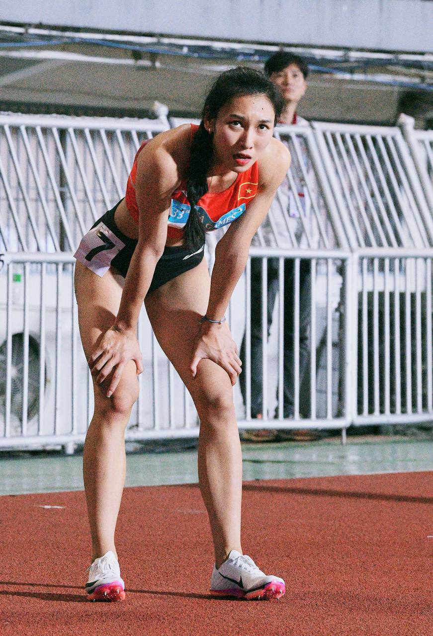 Phỏng vấn "nữ thần" Việt Nam 2k5 lần đầu dự SEA Games đã phá kỉ lục tồn tại suốt 15 năm, còn cực xinh đẹp - Ảnh 7. Phỏng vấn "nữ thần" Việt Nam 2k5 lần đầu dự SEA Games đã phá kỉ lục tồn tại suốt 15 năm, còn cực xinh đẹp - Ảnh 7.