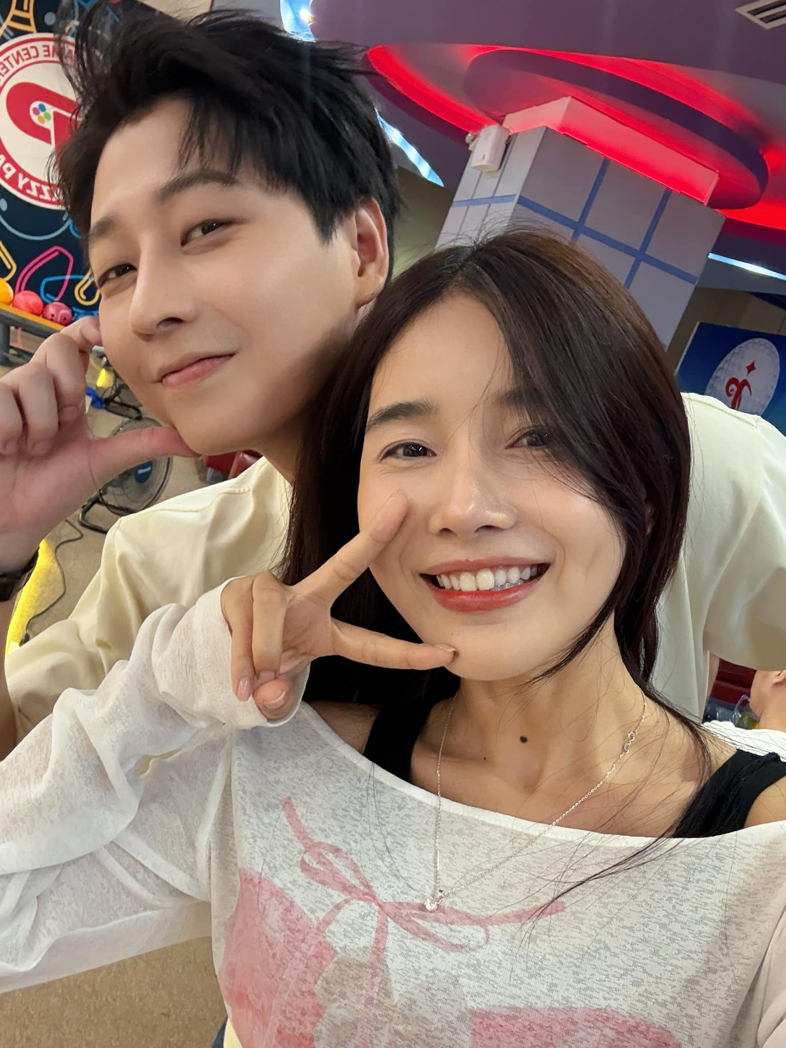 Nam TikToker mới cưới tiết lộ "tật lạ" khi ngủ, trưa hay tối đều muốn vợ làm điều này - Ảnh 7. Nam TikToker mới cưới tiết lộ "tật lạ" khi ngủ, trưa hay tối đều muốn vợ làm điều này - Ảnh 7.