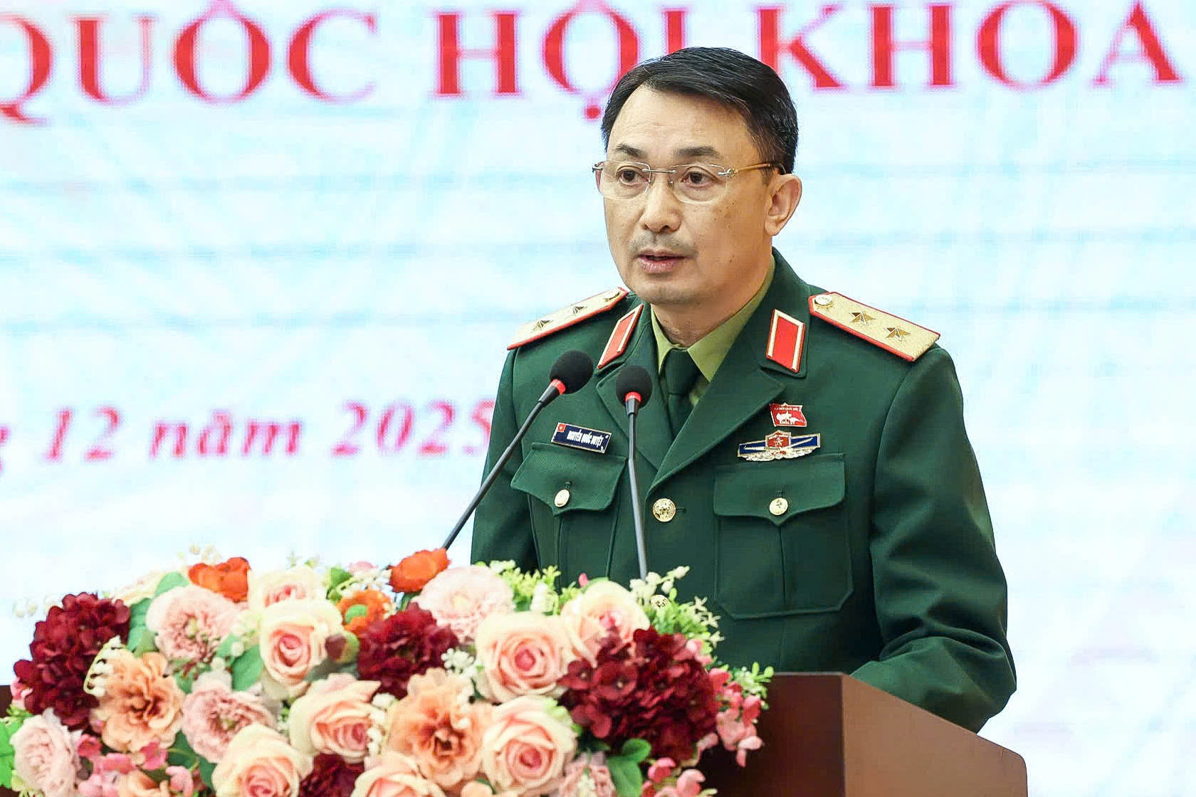 Tổng Bí thư Tô Lâm tiếp xúc cử tri Hà Nội sau Kỳ họp thứ 10, Quốc hội khóa XV - Ảnh 5. Tổng Bí thư Tô Lâm tiếp xúc cử tri Hà Nội sau Kỳ họp thứ 10, Quốc hội khóa XV - Ảnh 5.