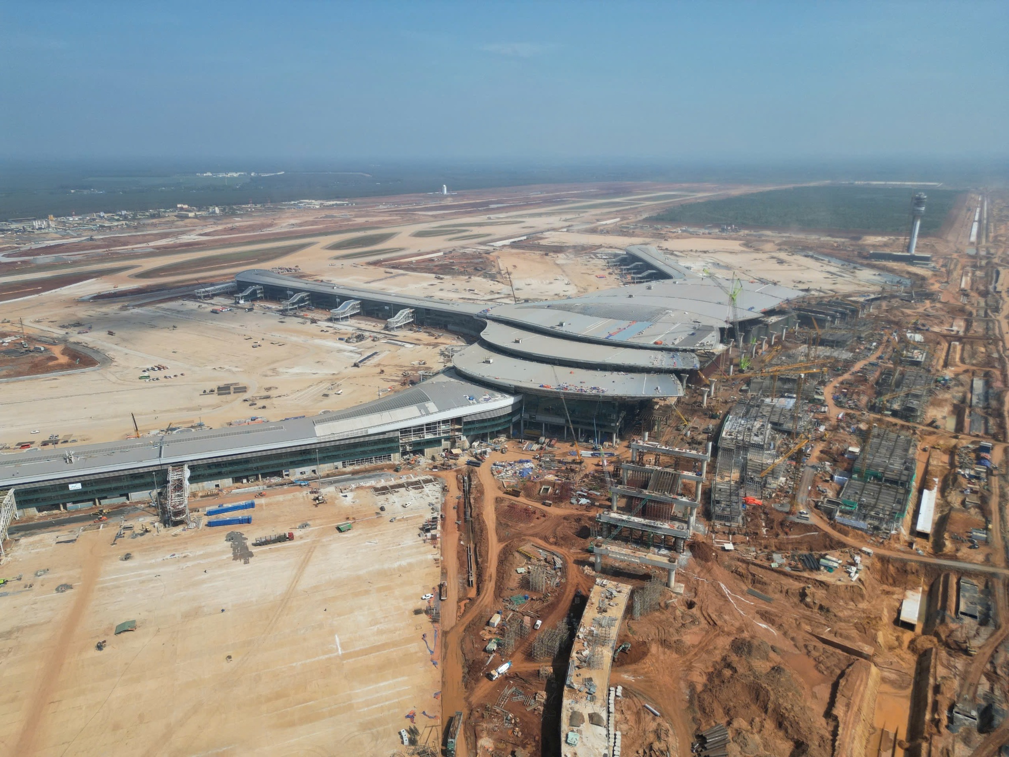 Sân bay Long Thành đón chuyến bay đầu tiên: Khánh thành siêu dự án 2023 - Ảnh 4. Sân bay Long Thành đón chuyến bay đầu tiên: Khánh thành siêu dự án 2023 - Ảnh 4.