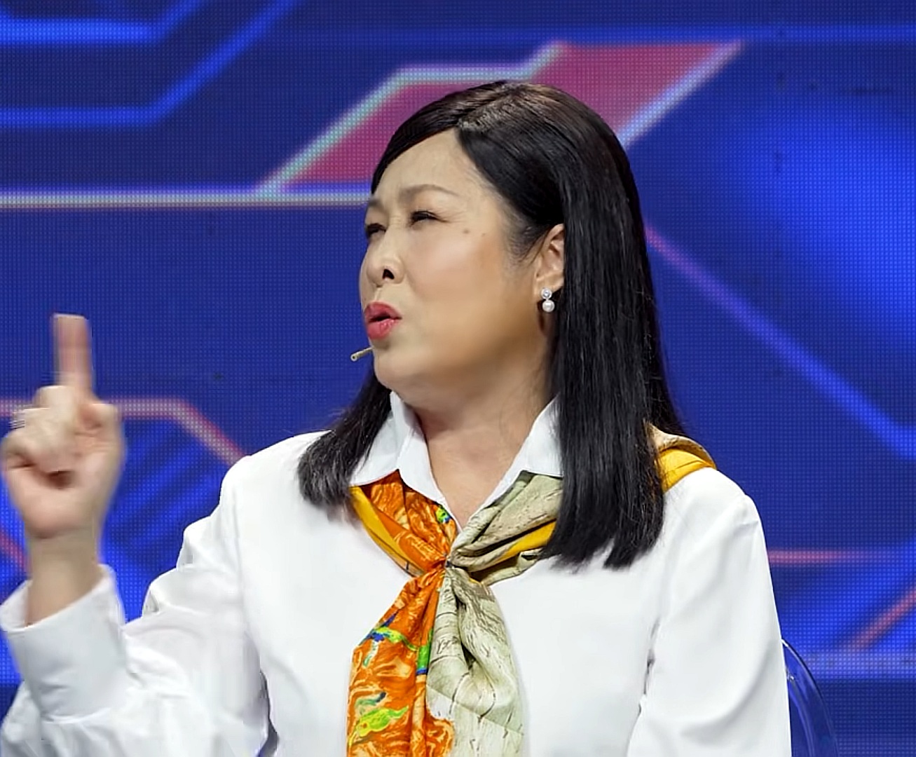 NSND Hồng V&acirc;n tuy&ecirc;n bố: "T&ocirc;i sẽ cho trợ l&yacute; nghỉ việc"- Ảnh 3.