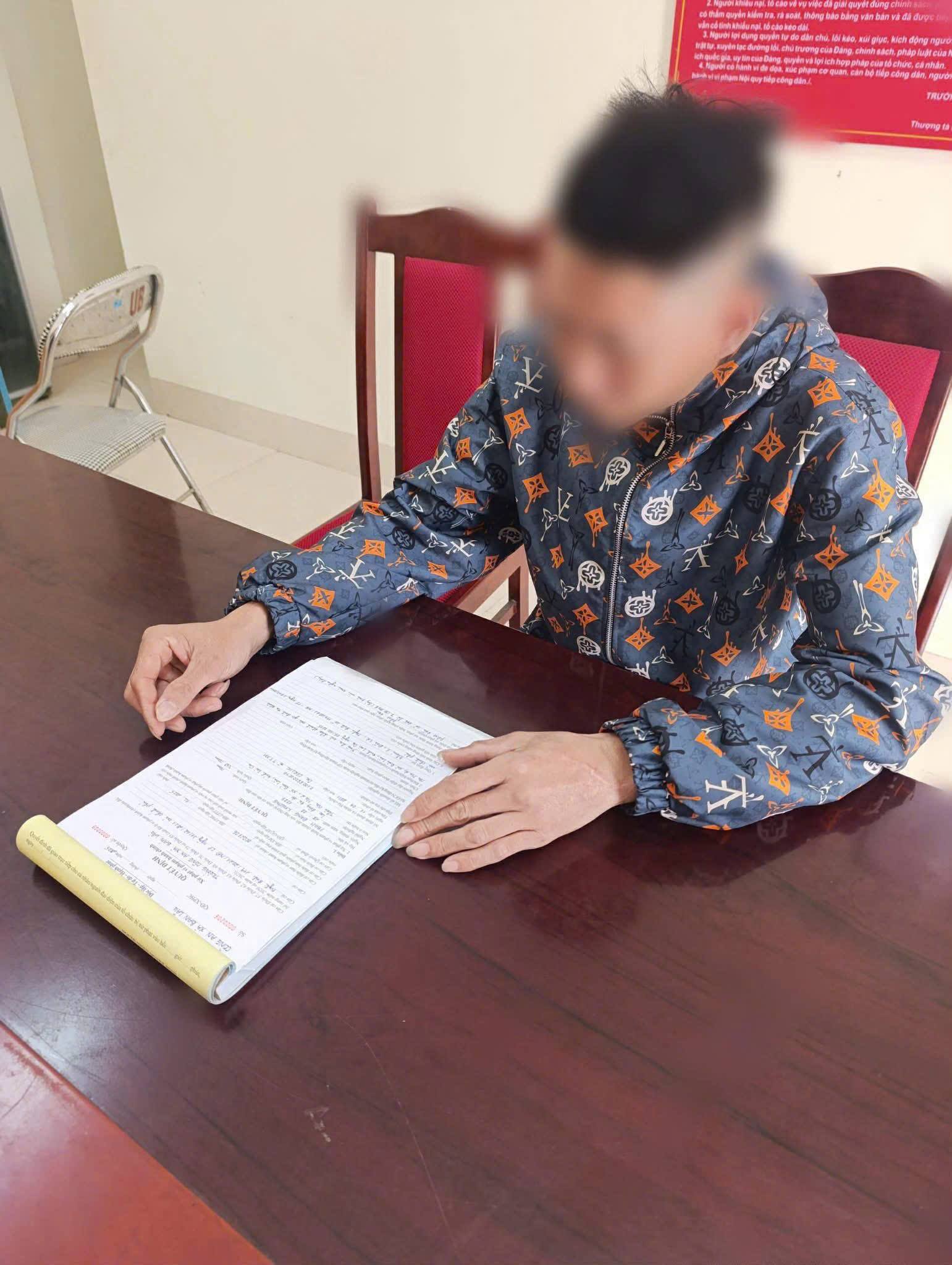 Tát vợ sưng mặt , người đàn ông bị xử phạt 7 , 5 triệu đồng vì bạo lực gia đình - Ảnh 1. Tát vợ sưng mặt , người đàn ông bị xử phạt 7 , 5 triệu đồng vì bạo lực gia đình - Ảnh 1.