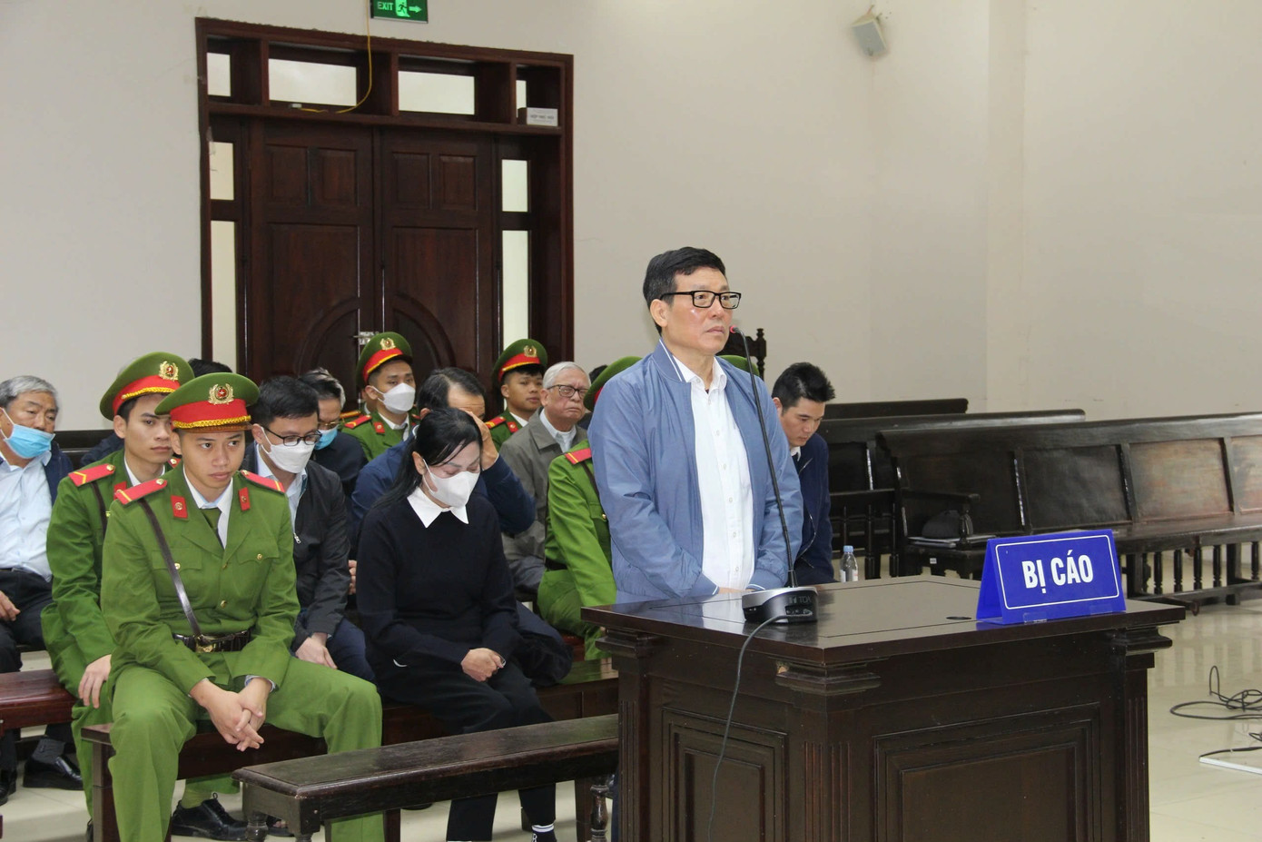 82 C&ocirc;ng văn xin giảm &aacute;n cho cựu Chủ tịch Vĩnh Ph&uacute;c L&ecirc; Duy Th&agrave;nh tại phi&ecirc;n t&ograve;a ph&uacute;c thẩm - Ảnh 2.