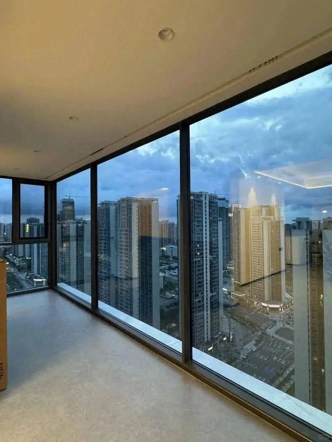 Bán căn hộ tầng 33 để về tòa nhà cũ không thang máy, tôi mới hiểu mình đã lãng phí tiền suốt nhiều năm- Ảnh 2. Bán căn hộ tầng 33 để về tòa nhà cũ không thang máy, tôi mới hiểu mình đã lãng phí tiền suốt nhiều năm- Ảnh 2.