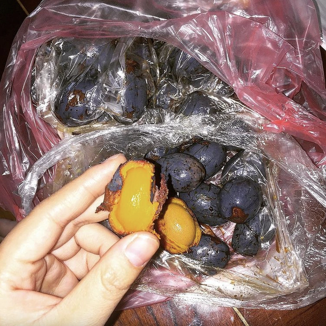 Trend k&igrave; cục: Tranh nhau mua nhưng ăn xong ai cũng 