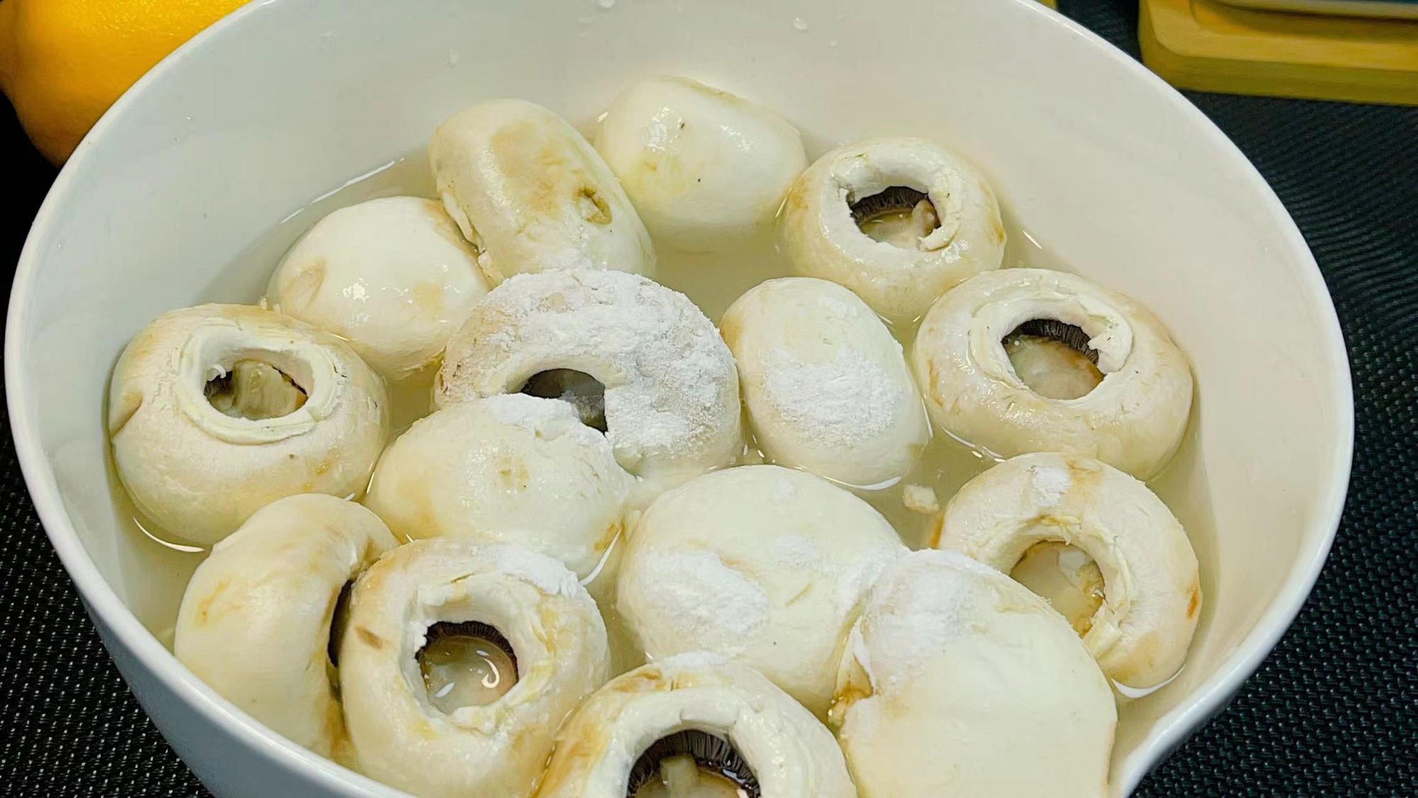 Đây là "thịt chay" của mùa đông: Bổ ngang thuốc bổ, giá bình dân, đem áp chảo hay nấu canh đều ngon tụt lưỡi - Ảnh 1. Đây là "thịt chay" của mùa đông: Bổ ngang thuốc bổ, giá bình dân, đem áp chảo hay nấu canh đều ngon tụt lưỡi - Ảnh 1.