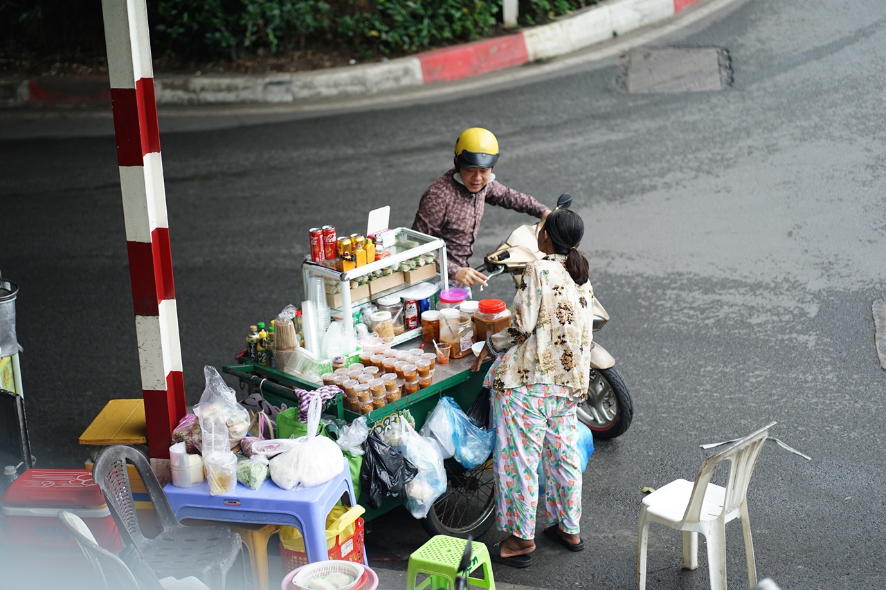 Xe gỏi cuốn 7.000 đồng của mẹ Ngọc Trinh ở TP.HCM: "Con c&ograve;n tương lai, mẹ th&igrave; hết rồi"- Ảnh 5.