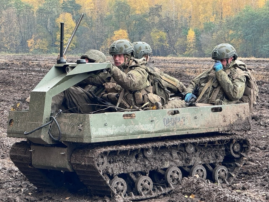 Nền tảng robot Omych được ph&aacute;t hiện tại khu vực chiến sự , vai tr&ograve; v&agrave; tiềm năng - Ảnh 1.