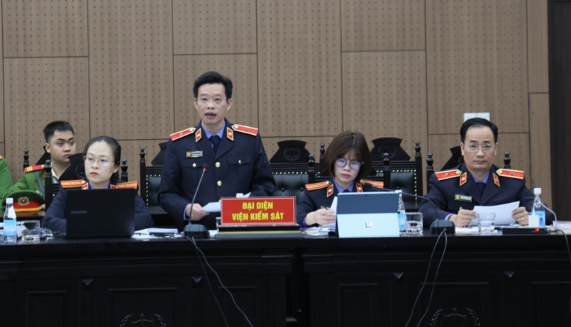 Đề nghị mức &aacute;n nghi&ecirc;m khắc cho nh&oacute;m cựu thẩm ph&aacute;n li&ecirc;n quan đến hối lộ - Ảnh 2.