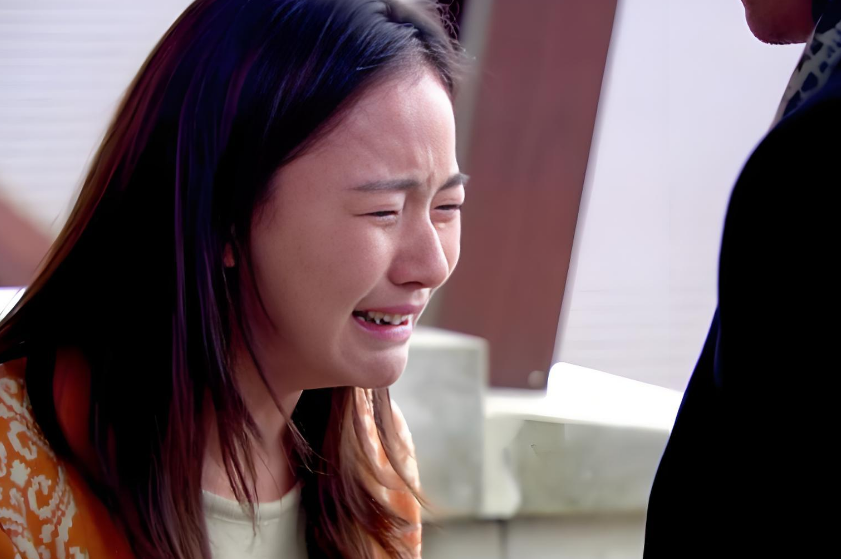 Trước khi mất, cha dượng để lại một tờ giấy viết tay cho t&ocirc;i, mở ra đọc m&agrave; t&ocirc;i sửng sốt c&ograve;n c&aacute;c con của &ocirc;ng th&igrave; giận dữ- Ảnh 1.