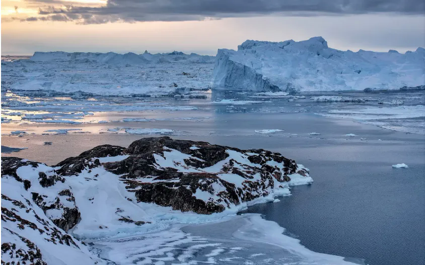 Số lượng s&ocirc;ng băng biến mất dự kiến sẽ đạt đỉnh v&agrave;o giữa những năm 2050 - Ảnh 1.