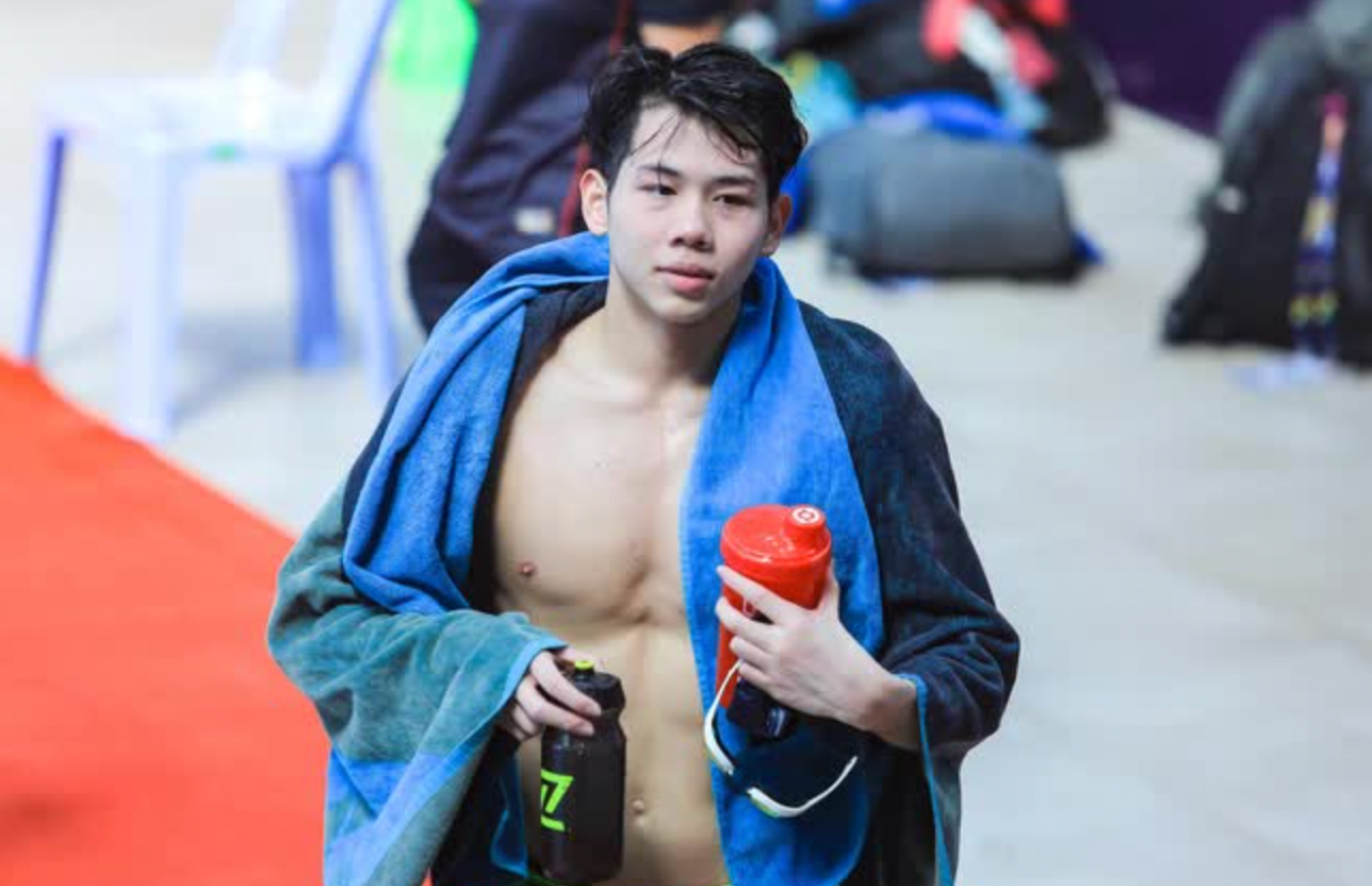 MXH điên đảo với pha nháy mắt chuẩn nam thần của kình ngư Việt Nam- Ảnh 7. MXH điên đảo với pha nháy mắt chuẩn nam thần của kình ngư Việt Nam- Ảnh 7.