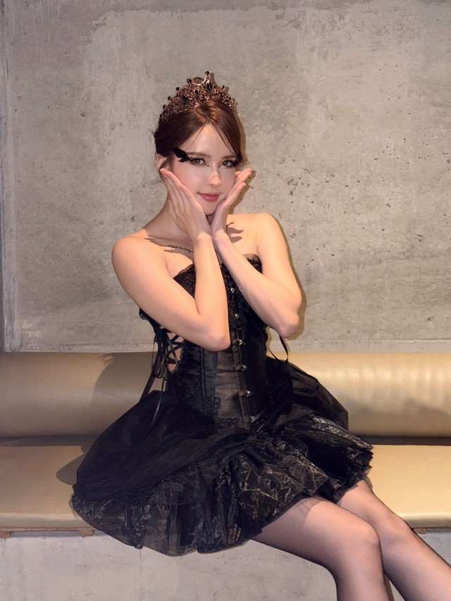 Thiều Bảo Tr&acirc;m hẹn h&ograve; bạn th&acirc;n Trấn Th&agrave;nh?- Ảnh 6.